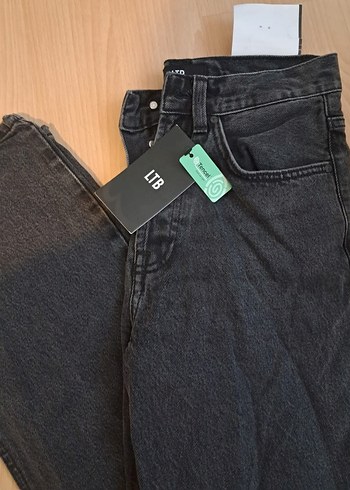 Gri Normal Kesim Kadın Denim Pantolon - Görsel 2