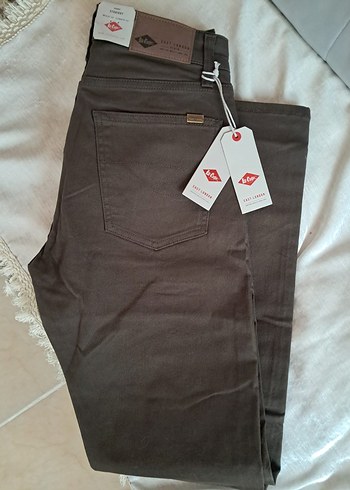 Lee Cooper 30