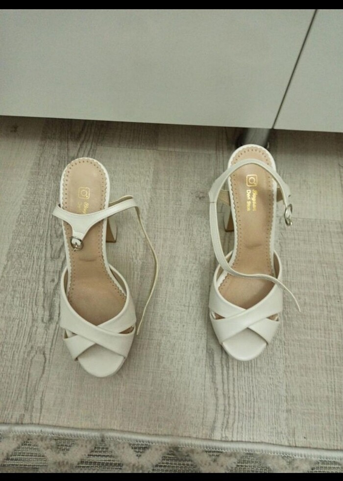 Gelin Ayakkabısi ve eldiven - Görsel 2