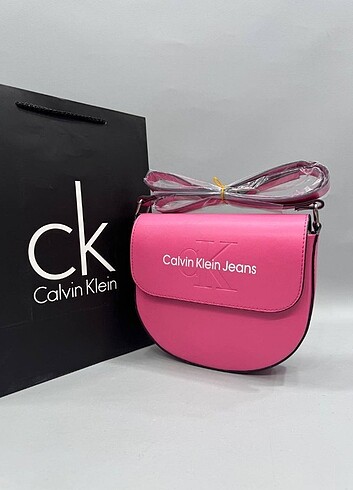  Beden beyaz Renk Calvin Klein askılı çanta CK çanta yeni sezon 