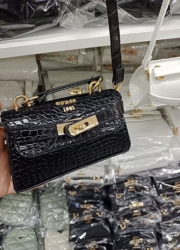 Guess Guess 1981 guess çanta 