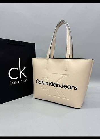 Beden Calvin Klein kol çantası