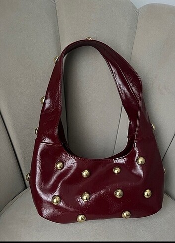 Zara Zımbalı çanta 