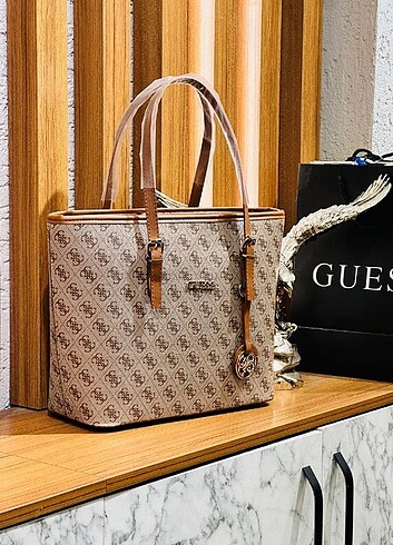Guess Guess kova çanta