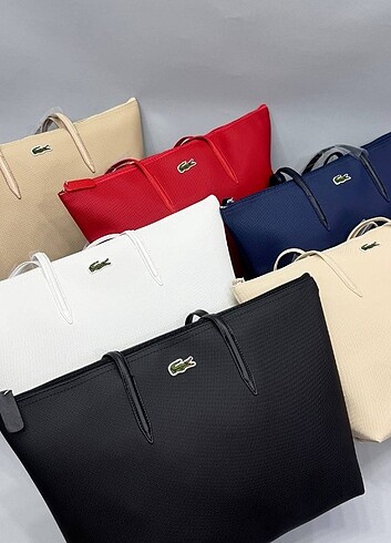 Lacoste kol çantası 