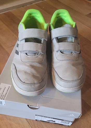 Adidas çocuk ayakkabısı