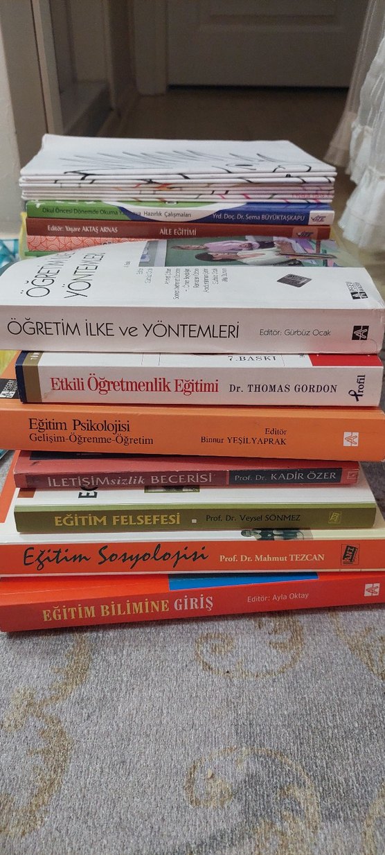 Eğitim Fakültesi kitapları - Görsel 2