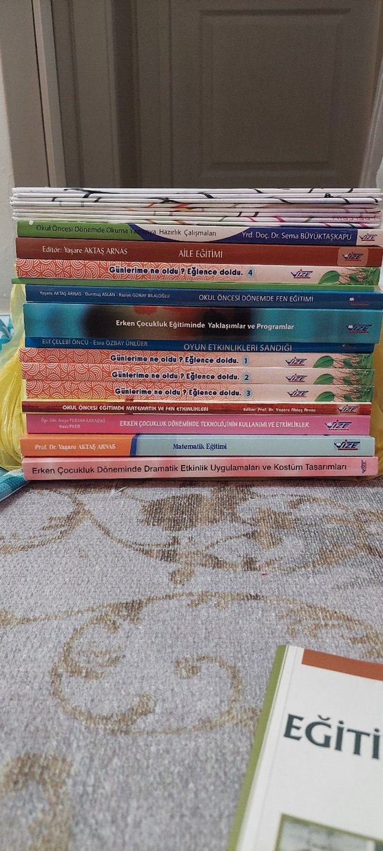Eğitim Fakültesi kitapları - Görsel 3