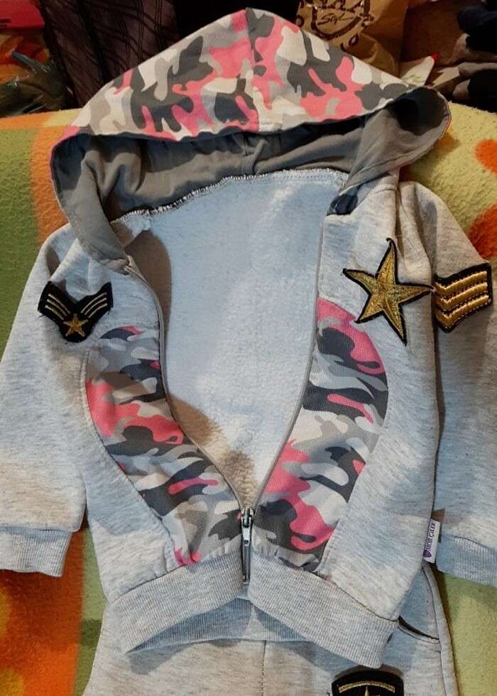 KOTON KİDS-APOLETLİ-KAMUFLAJ DETAYLI EŞOFMAN TAKIMI - Görsel 4