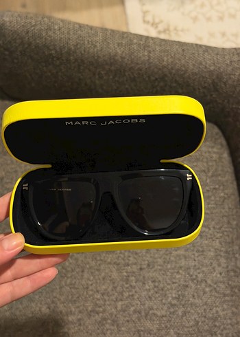 Marc Jacobs Siyah Gunes Gozlugu