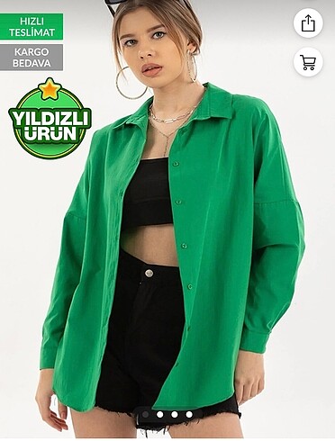Hiç giyilmemiş yeşil gömlek