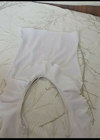 38 Beden beyaz Renk Beyaz Keten Kız Bluzu V Yaka Fırfırlı