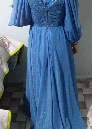 Mavi V Yaka Nakışlı Uzun Abiye Elbise - Görsel 4