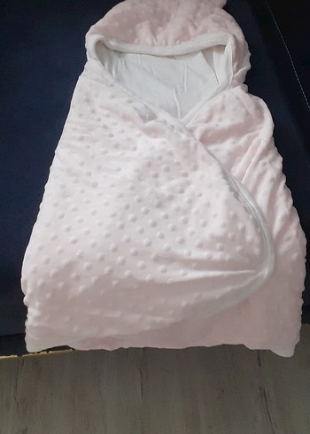 Pembe Bebek Battaniyesi Kapüşonlu Yumuşak Kumaş - Görsel 3