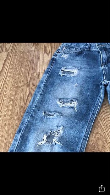 LC Waikiki LC waikiki erkek çocuk yırtık kot pantolon 8-9 yaş