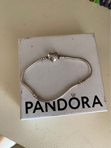 Pandora bileklik