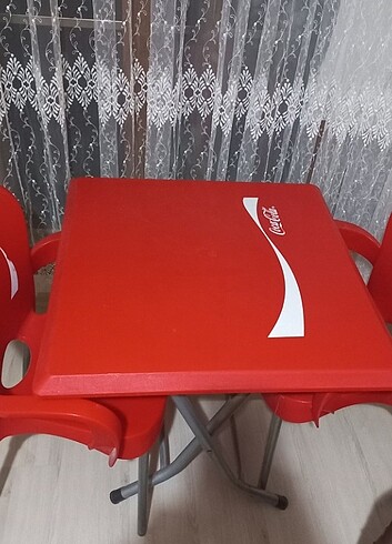  Beden kırmızı Renk İki kişilik masa sandalye