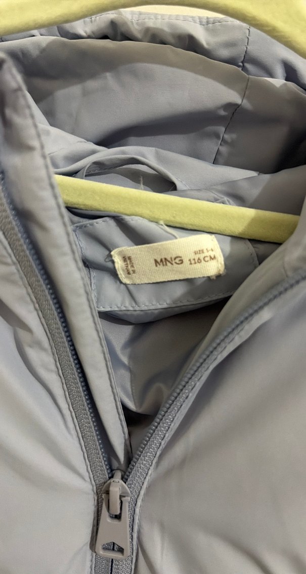 Kız Çocuk mavi Kapüşonlu Fermuarlı Mont - Görsel 3