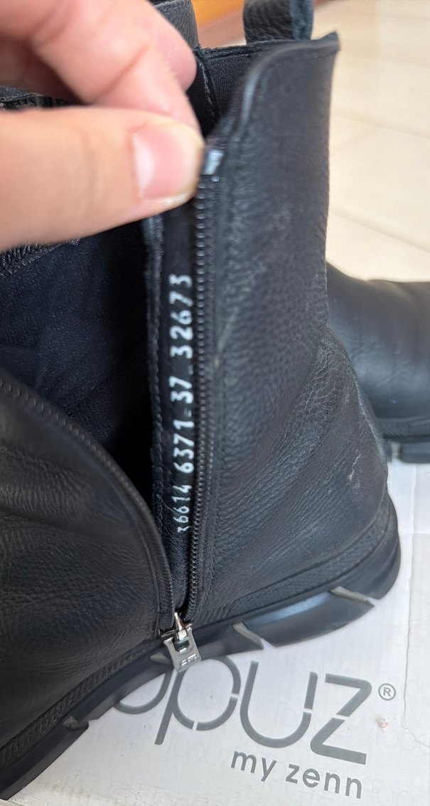 Kadın Siyah Deri Tokalı Bot - Görsel 4