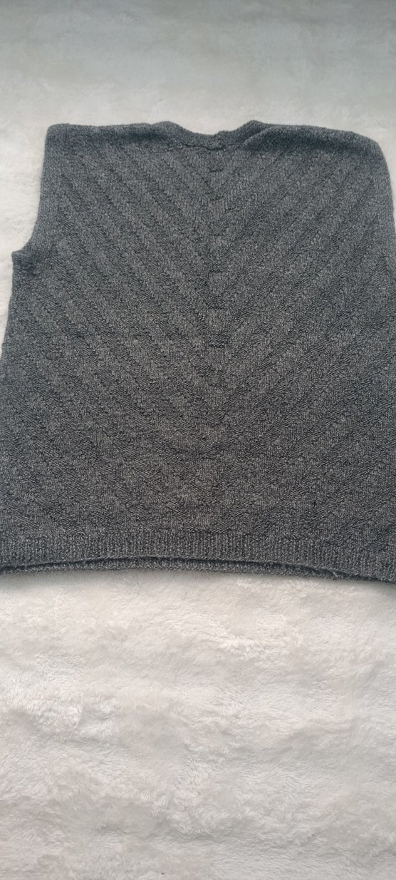 Gri V Yaka Triko Kadın Süveter - Görsel 2