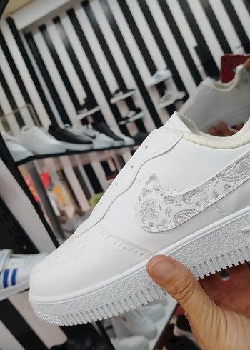 Diğer Siyah Yılan Desenli Bağcıklı Unisex Spor Ayakkabı