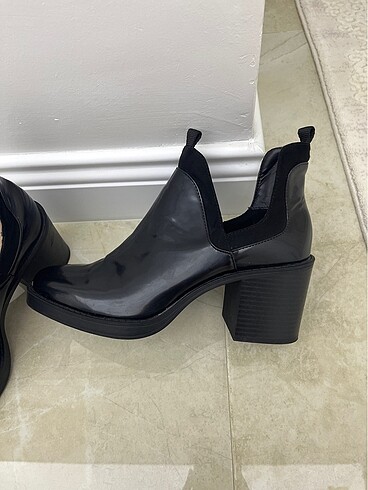 Zara 38 numara hiç giyilmemiş zara ayakkabı