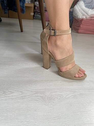 37 Beden camel Renk Bej Süet Topuklu Ayakkabı