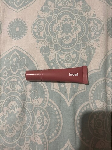 Kremi lip balm