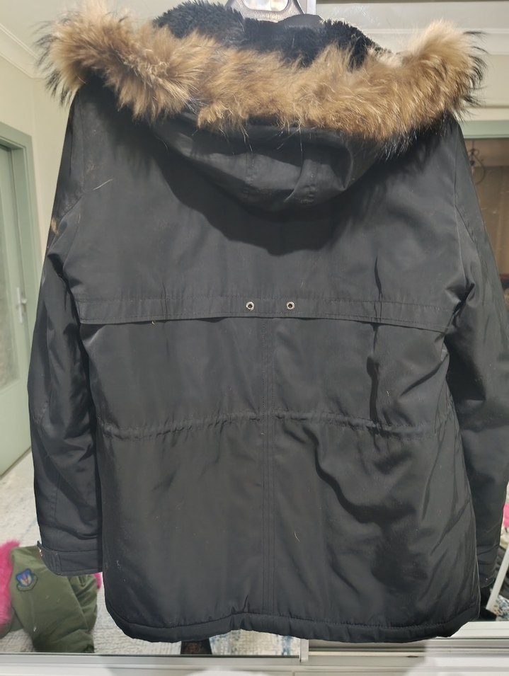 Siyah Kürklü Midi Kışlık Kadın Mont - Görsel 3