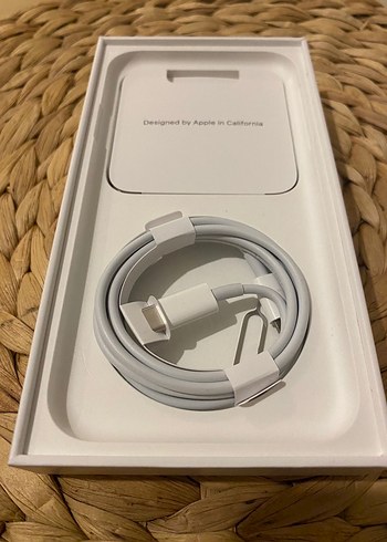 İPhone typ-C şarj kablosu