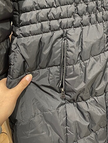 40 Beden siyah Renk şişme mont