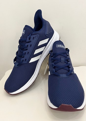 Adidas 42.5