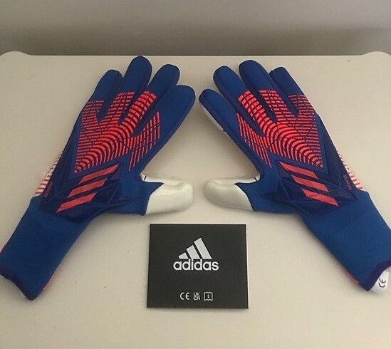 Adidas Predator Kaleci Eldiveni