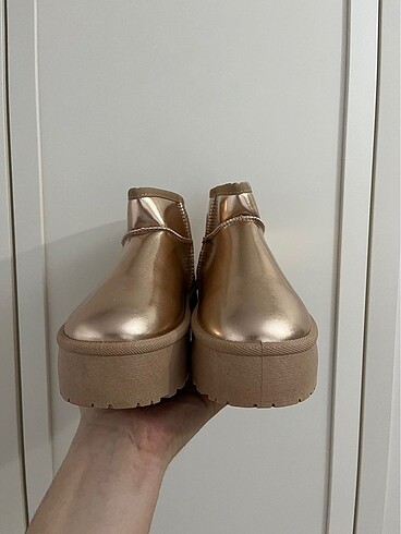 Diğer UGG SHINE