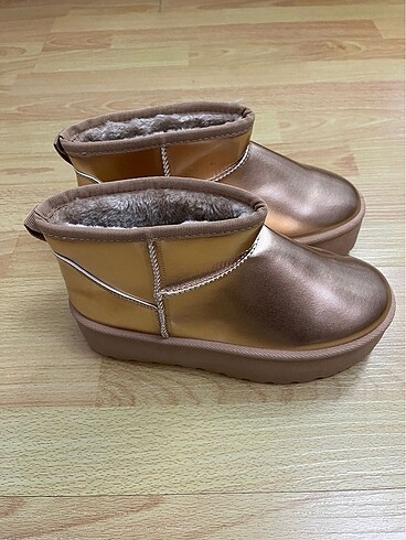 36 Beden UGG SHINE