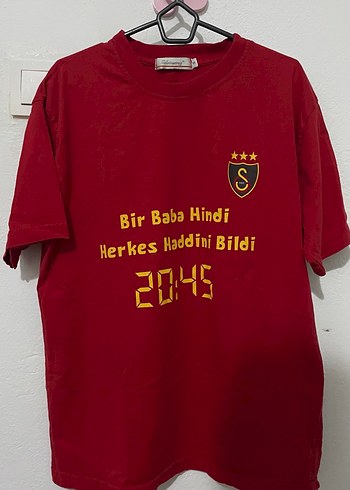 Galatasaray 2003 şampiyonluk tişörtü