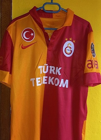 Galatasaray 2013 yakalı forma 