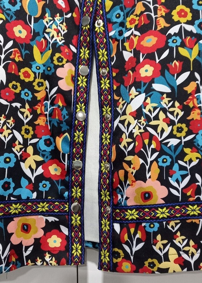 Çiçekli ceket - Görsel 2