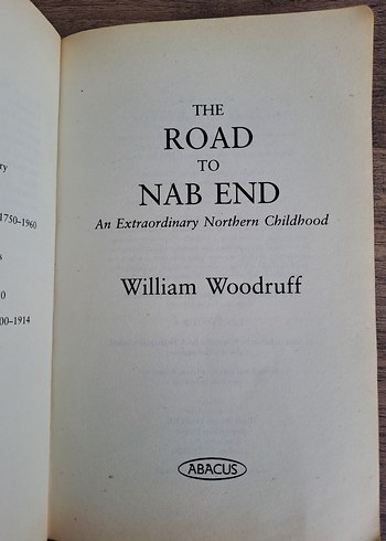 Beden Renk The Road to Nab End - William Woodruff