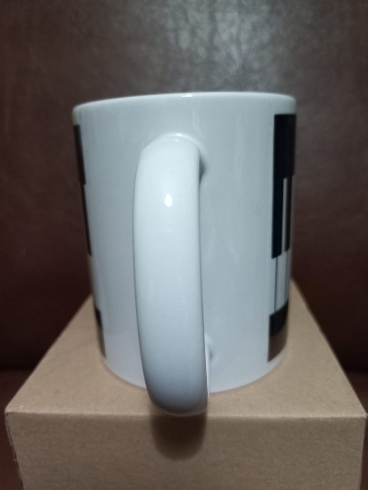 Piyano Tuşları baskılı  Kupa - Görsel 2