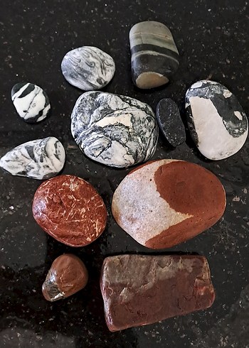 Farklı renk ve ebatlarda otantik taş - Görsel 10