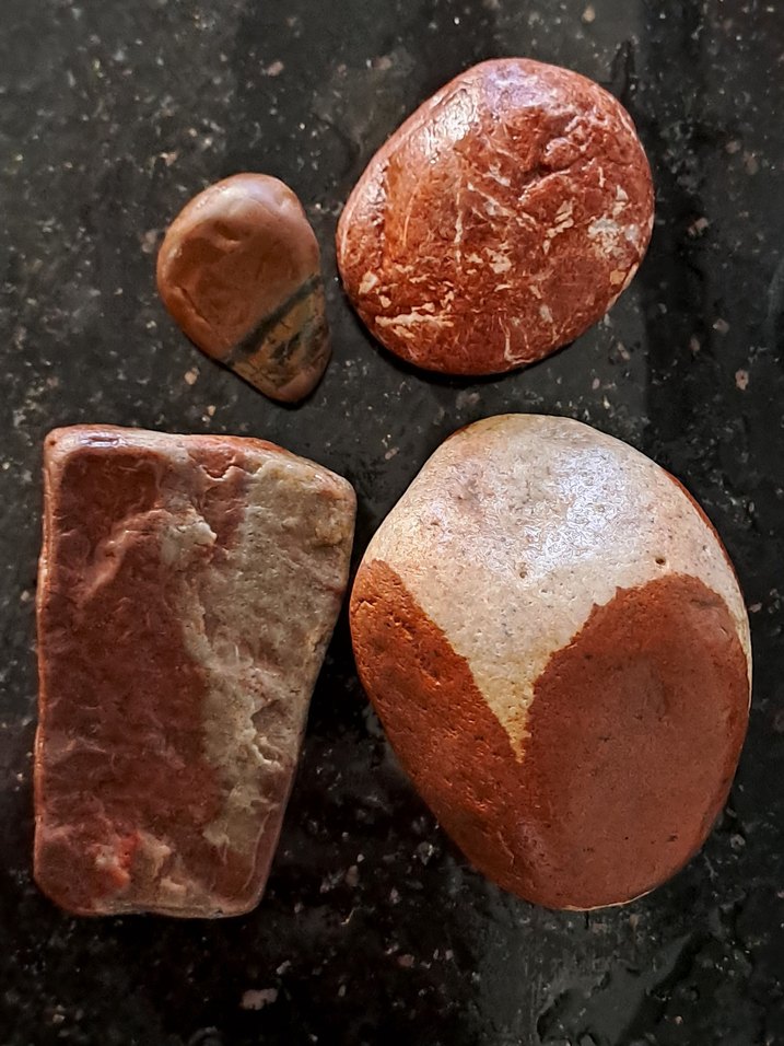 Farklı renk ve ebatlarda otantik taş - Görsel 4