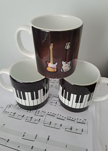 3 adet Müzik Temalı Renkli porselen Kupa