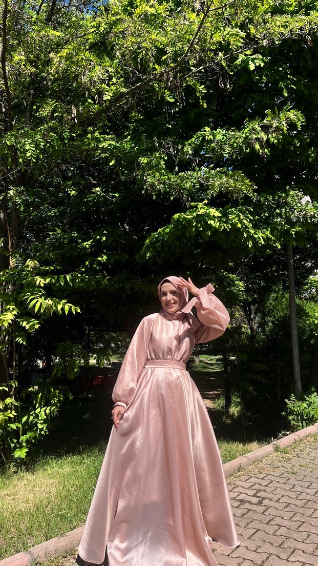 Pembe Uzun  Zarif Tesettür Abiye - Görsel 4