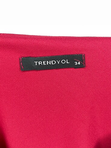 34 Beden bordo Renk Trendyol & Milla Kısa Elbise %70 İndirimli.