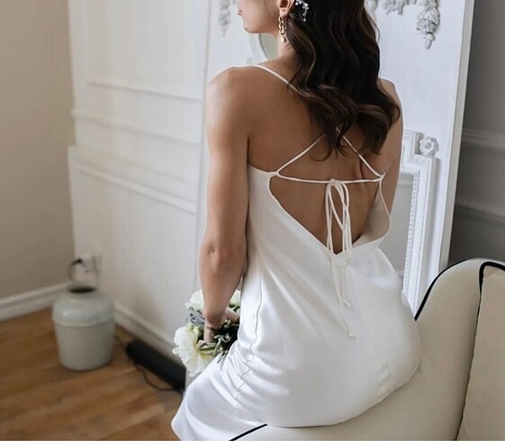 Diğer ASKILI SATEN SADE NİKAH ELBİSESİ