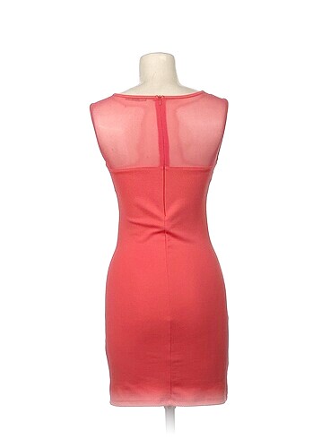 s Beden PreLoved Kısa Elbise %70 İndirimli.