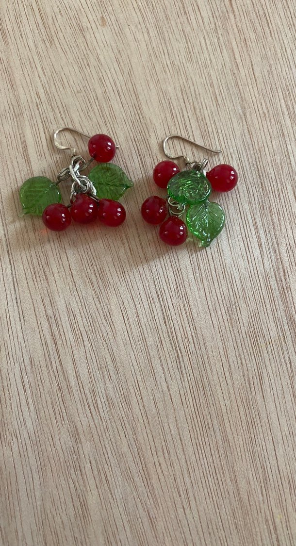 Kırmızı Boncuklu Mini Bohem Küpe - Görsel 2