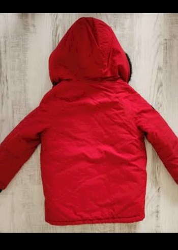 6-7 yaş kırmızı kapşonlu erkek çocuk mont - Görsel 3