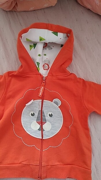 Fisher Price Kapsonlu bebek hirkasi